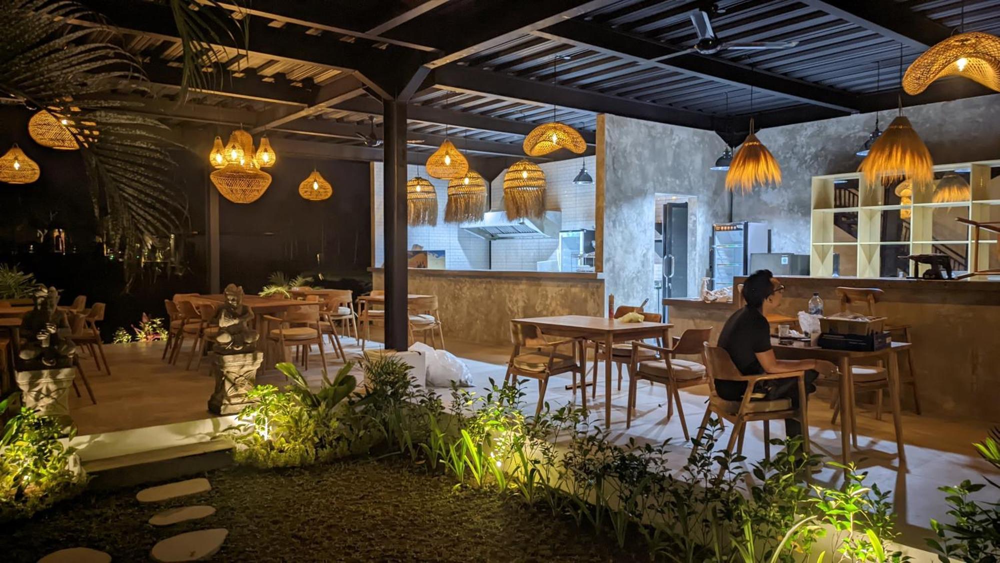 Sujiwa Ubud Hotel & Villa Esterno foto