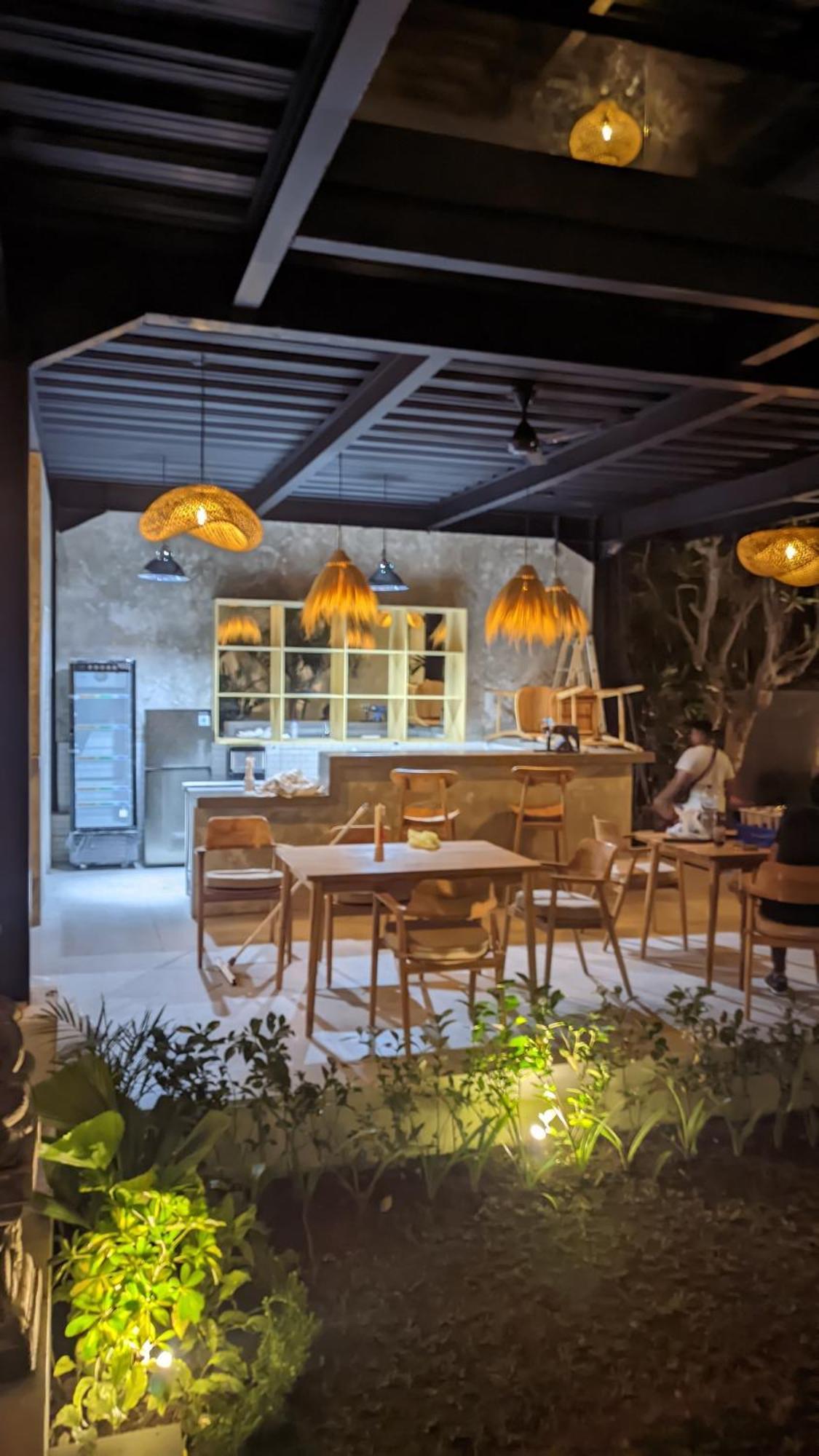 Sujiwa Ubud Hotel & Villa Esterno foto